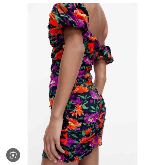 Zara Floral Off The Shoulder Puff Sleeve Mini Dress - Picture 2 of 6